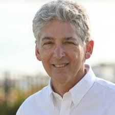 Alan Mendelson's Instagram, Twitter & Facebook