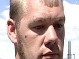 Former Marine takes down man after clerk is hit