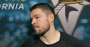 Sharks Locker Room: On Lafferty Laugher, Quinn