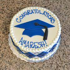 Duke Graduation Cake With 2d Grad Cap And Argyle Side Design Graduation Cakes Cake Desserts
