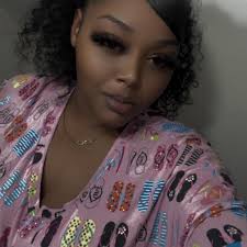 Looking for a hairstylist comfortable with wavy/ curly hair that can do an  asymmetrical bob... Sample pics below… maybe more medium length