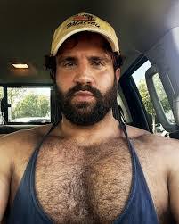 Eric Coco's Instagram, Twitter & Facebook