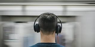 A klubrádió a tiszta és őszinte beszélgetéseket helyezi középpontba, nem leírt kérdéseket, nem leírt válaszokat ad a hallgatóknak. Klubradio Online Radio For Android Apk Download