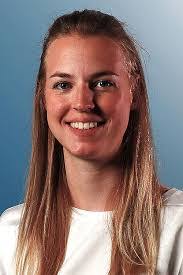 Jennifer Stitz's Instagram, Twitter & Facebook