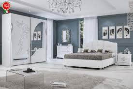 Anche nella camera da letto in stile contemporaneo l'illuminazione risulta fondamentale. Camere Da Letto Stile Contemporaneo
