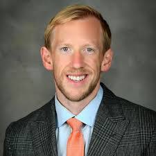 Derek Pitt's Instagram, Twitter & Facebook