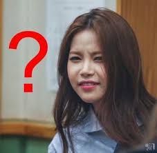 30 days with Solar- Day 14: Weird and/or funny photos from my bias | MAMAMOO  Amino