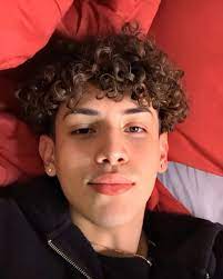 Eye Contact Curly Hair Men Boys With Curly Hair Curly Hair Styles