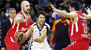 Bu sonucun ardından 17 maçta 11 galibiyet 6 yenilgisi bulunan anadolu efes 4'lükteki yerini korudu. Anadolu Efes Te Vujacic Kadro Disi Son Dakika Haberleri