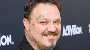 Bam Margera ký hợp đồng 'Jackass 5' để xuất hiện qua tư liệu lưu trữ, không  dự kiến quay các pha hành động mới : r/movies