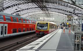 The city has one of the oldest and most extensive metro networks in europe. Lage Anfahrt Hotel Margrit Berlin Offizielle Website Charlottenburg Wilmersdorf