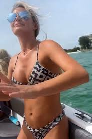 Get corinne suter's contact information, age, background check, white pages, bankruptcies, property records, liens, civil records & marriage history. Juliette Porter In Bikini Instagram 06 28 2020