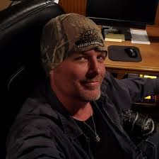 Lynn Partin's Instagram, Twitter & Facebook