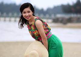 Thu hà sinh năm 1988, từng tham dự cuộc thi hoa hậu việt nam 2006 và lọt top 10. Facebook