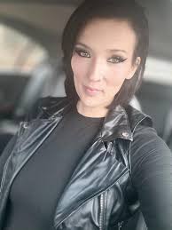 Review of therapist for family constellation