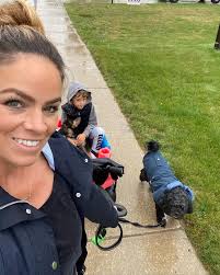 Their faces when they find out they have the little sister they've been  dreaming of. Welcome to Team Green sweet Luna 🌗❤️ We can't wait to explore  with you.