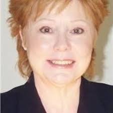 Karen Eades's Instagram, Twitter & Facebook