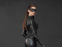 Batman normally operates alone, but he finds allies on both sides of the law in batman: The Dark Knight Rises Hyperreal Selina Kyle Catwoman 1 3 Scale Limited Edition Statue