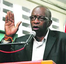 Warner demands membership list