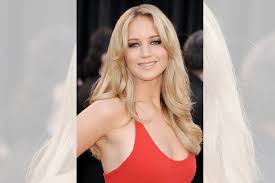 Many online rankings put her top amongst hottest women in the world. Hottest Female Actresses Under 30 In 2018