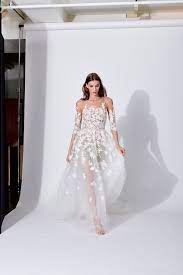 Oscar De La Renta Bridal Spring 2019 Fashion Show Wedding Dresses Wedding Dress Prices Casual Wedding Dress