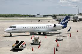 Ganz leicht flüge mit flexiblen buchungsoptionen finden. The U S Airline Pilots Who Barely Make Minimum Wage Skift