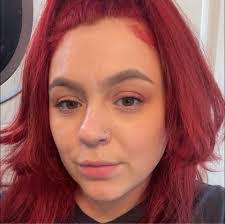 Louise Kohl's Instagram, Twitter & Facebook