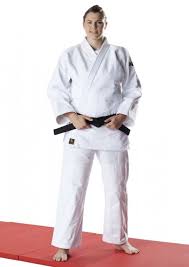 Alles für eure schwangerschaft, baby, kleinkind, kind und eltern ♥ über 300 kategorien 1500+ produkte und echte berichte von müttern. Judoanzug Dax Tori Gold Weiss Kaufen Dax Sports