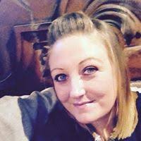 Carrie Anne Magee (carrieannemagee)