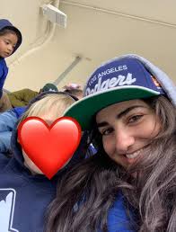 Hi parents! My name is Victoria and I'm an experienced nanny looking for a  family to work with full-time and long term.** I grew up in the Pasadena  area and I am