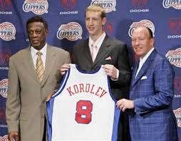 images?q=tbn:ANd9GcSHOBIsnzbuMm3-Z3zsmQi