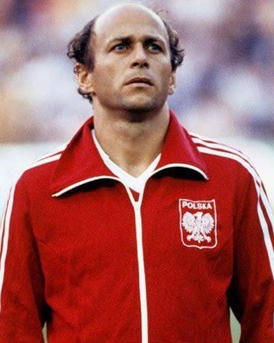 Today is the 74th birthday of Grzegorz Lato, one of the best footballers in  the history of Poland Grzegorz Bolesław Lato Birth date: April 8, 1950  Place of birth: Malbork, Poland 🇵🇱