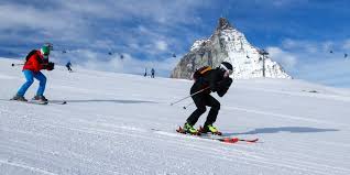 Cet article est susceptible de contenir des informations obsolètes ou inexactes. Rossignol Kassbohrer Poma Pour Les Fournisseurs Des Stations De Ski Le Pire Est A Venir