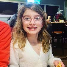 Aileen Saez's Instagram, Twitter & Facebook