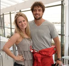 Rafael cezar cardoso is a brazilian actor. Rafael Cardoso Completa 7 Anos De Uniao Com Atriz A Gente Se Escolheu Purepeople
