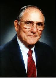 William Hendren's Instagram, Twitter & Facebook