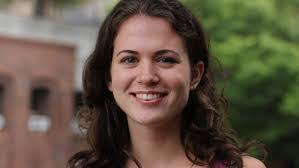 Colleen Moir's Instagram, Twitter & Facebook