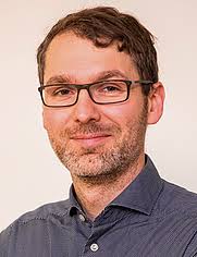 The Pincer Platform Beyond Classical Coordination Patterns