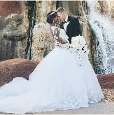 And i'd choose you over and over again if i had to. Olympian Shaunae Miller Uibo And Husband They Look Soo In Love And Her Dress Is Stunning Wedding Future Wedding Wedding Inspiration