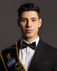 Iniciamos la búsqueda de los modelos hombres y mujeres para todos nuestros  proyectos internacionales!!! somos la primera y única escuela de modelos en  El Salvador . INICIO JUNIO 2025 Aprender a modelar