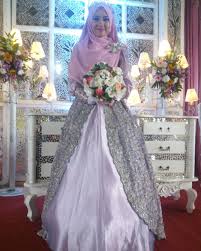 (sebenarnya sebab langsung x muat xde harapan dah). Sewa Baju Pengantin Muslimah Bandung Diary Hijaber