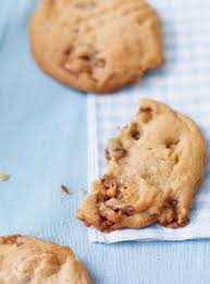 Peanut Butter And Oh Henry Cookies Ricardo Recipe Cookie Recipes Delicious Cookie Recipes Ricardo Recipe