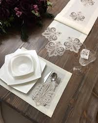 Kod A2 18 168 Tl Kirikbeyaz Rengi Severler Icin Tasarladik Sunumlarinizda Farklilik Yaratin Viento Elisi Fikirleri Aplike Tasarimlar Pecete Elisi