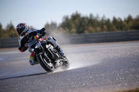 Discover the best motorcycle tires of 2020 right here. Michelin Road 5 Review Sport Touring Motorcycle Tire Test