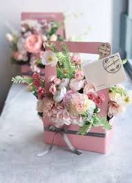 20 Ideas Flowers Arrangements Bouquets Gift Beautiful In 2020 Flower Box Gift Flowers Bouquet Gift Gift Bouquet