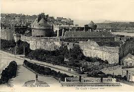 Saint Malo 1900 Vue Generale Sur Le Chateau Saint Malo Photos Anciennes Bretagne