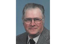 Donald Dey's Instagram, Twitter & Facebook