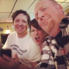 Live music tonight at 7pm