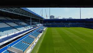 Located in shepherd's bush in the borough of hammersmith and fulham, the stadium has been home to the hoops since 1917 with the current capacity standing at 18,439. Residence 16 Loftus Road Qpr Soccerbible