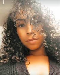 Danielle Chauvin's Instagram, Twitter & Facebook